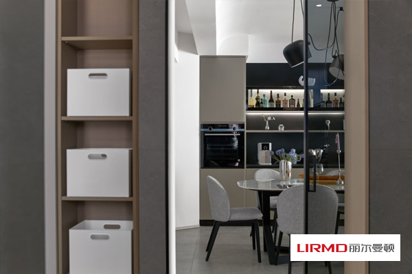 湖南麗爾曼頓家居集團(tuán),定制家具,全屋實(shí)木定制；