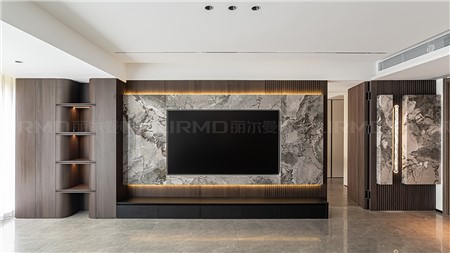 家裝樣板工地巡檢：湖南麗爾曼頓“一站式生產(chǎn)”高標(biāo)準(zhǔn)落地